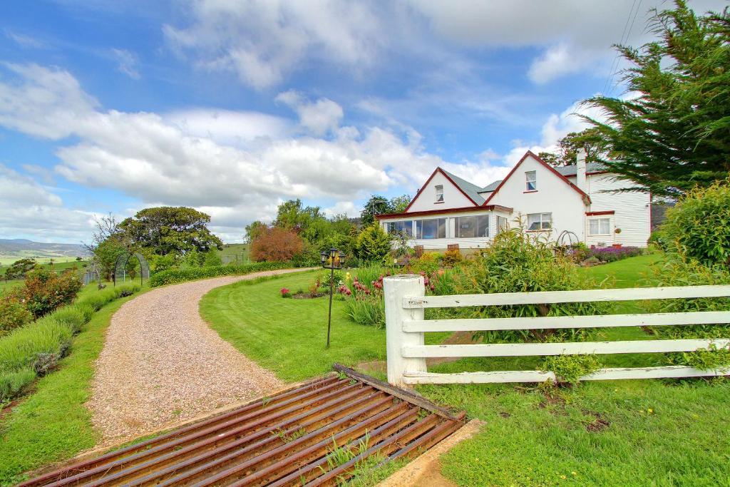Roslyn House Bed & Breakfast Bushy Park Esterno foto